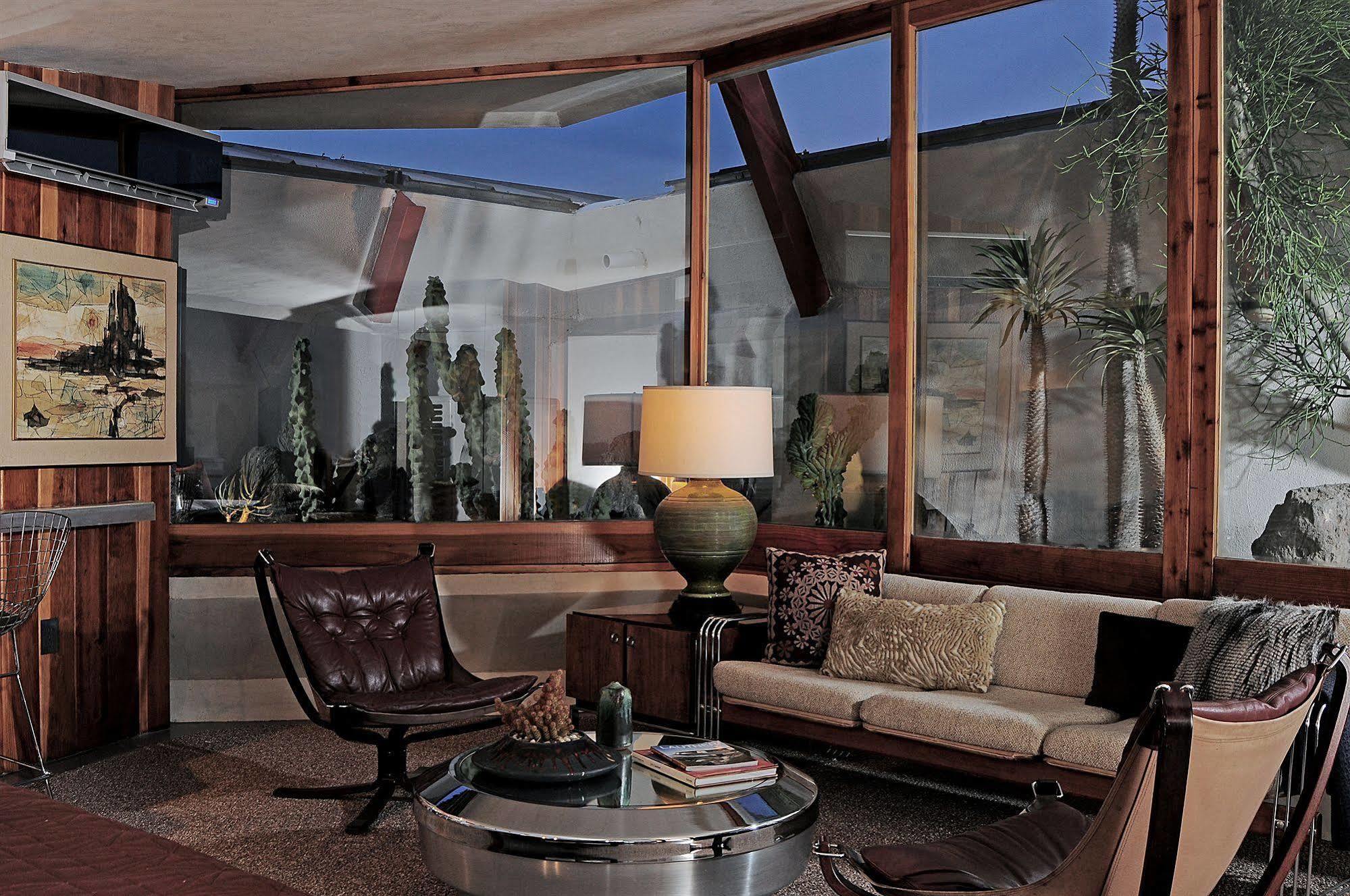Hotel Lautner Desert Hot Springs Bagian luar foto
